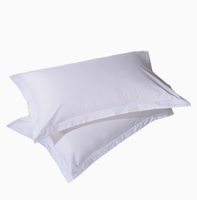Taies d'oreiller rectangulaires en coton blanc pur de qualité hôtelière pour chambres d'hôtes ; Tissage uni haute densité, teinture réactive moderne et minimaliste