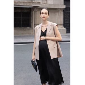 Blazers pour femmes en laine respirante, col en V tissé sur le devant, un seul bouton, coupe classique, 78% polyester, 18% rayonne, 4% élasthanne - Product Image 6