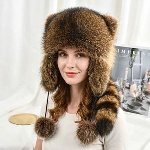 Gorro de invierno para mujer con orejeras de piel sintética de zorro y mapache, cálido, protector de orejas, a prueba de frío, de felpa, venta al por mayor directa de fábrica - Product Image 2