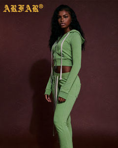 Set di Abbigliamento Femminile alla Moda all'Ingrosso, <span class=keywords><strong>Tuta</strong></span> Personalizzata con <span class=keywords><strong>Pantaloni</strong></span> della <span class=keywords><strong>Tuta</strong></span> e Felpa con Cappuccio, Completo Due Pezzi per <span class=keywords><strong>Donna</strong></span> - Product Image 3