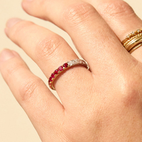Cincin Berlian Igi Lab Eternity Ring Eternity Band Ring Emas 18k Berlian Buatan Laboratorium Cincin Pernikahan Ruby Klasik Cincin Ruby Asli untuk Pria