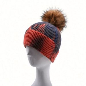 Bonnet d'hiver en polyester tricoté avec broderie 3D personnalisée et pompon – Modèle courant - Product Image 6