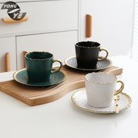 Ensemble tasse à café et soucoupe en céramique simple style européen personnalisé pour couple cadeau au design classique