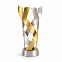 Versilberte Metallskulptur mit Geschnitzter Säule und Goldrillen-Design Personalisierte Musik-Auszeichnung für Bürodekoration Geschenk
