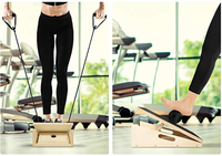 Planche inclinée en bois pour gymnase et studio Planche inclinée en bois de haute qualité réglable pour l'étirement du mollet