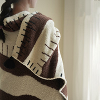Böhmische Abstrakte Gestreifte Milchfleece-Decke, Weiche Flauschige Bettdecke mit Quastenrand für Zuhause, Sofa, Nickerchen, Geschenk, Großhandel