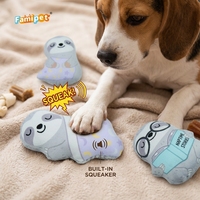 Famipet Fabricant Vente en gros personnalisée Nouveau design mignon de paresseux et d'ours Jouet pour animaux de compagnie en peluche douce, froissée et couineuse Ensemble de jouets couineurs pour chiens