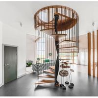 Escalier en colimaçon d'intérieur en or de luxe Led Lights Escalier incurvé préfabriqué de qualité supérieure Escalier circulaire en bois de chêne
