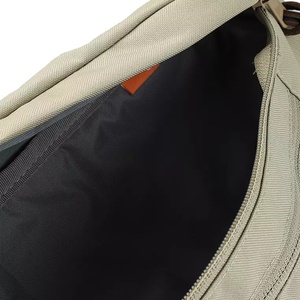 Venta al por mayor de fábrica de encargo de los deportes de los hombres a prueba de agua duradera unisex riñonera bandolera - Product Image 5