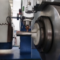 Mesin Pemotong Tabung Logam CNC Laser Serat Premium dengan Kontrol Cypcut dan Rel Pemandu HIWIN untuk Fabrikasi Tabung Kelas Atas