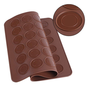 Kit de 48 Moldes de Silicona Antiadherentes para Macarons, Tapete para Hornear Pasteles, Chocolate y Repostería - Product Image 4