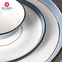 WEIYE Ensemble d'assiettes à dîner en porcelaine de Chine bleu et blanc de luxe Ensemble d'assiettes à glaçure élégante Vaisselle en céramique pour restaurant