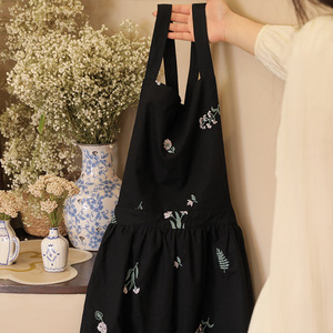 Embroidered Apron Women Cotton Linen Floral Pattern Water Repellent Stain Resistant Kitchen Workwear Daily Use Four Seasons - Product Image 4