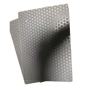 แผ่นไม้อัดดำเคลือบฟิล์มสำหรับงานแบบหล่อคอนกรีต หนา 18 มม. ป้องกันการลื่น สำหรับงานก่อสร้างอาคารสูง - Product Image 3