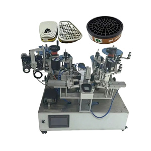 Machine d'étiquetage semi-automatique pour cartouches filtrantes de masques de protection |   Outil d'étiquetage de masques à performance stable - Product Image 4