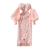 Robe midi élégante à épaules dénudées et manches bouffantes pour les occasions formelles de banquet du soir