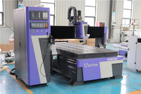 Chine CNC routeur 3 axes bois CNC routeur Auto changeur d'outils petite Machine de sculpture sur bois automatique 1300*2500mm découpeuse de bois