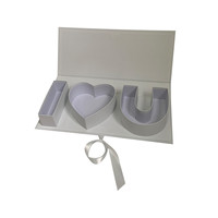 Nouveau Style « Je t'aime » – Boîte Cadeau Florale Rectangulaire Simple avec Lettres pour la Saint-Valentin