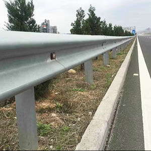 קרן רכבת פלדה מגולוון נגד קורוזיה ופוסט מחסום תנועה לבניית כביש בברזיל - Product Image 1