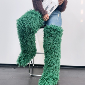 Giày bốt nữ cao cấp đế bằng, trên đầu gối, lông giả mềm mại, kiểu dáng tròn, chất liệu lông cừu Mông Cổ - Product Image 5