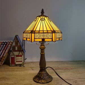 Lampe de table Tiffany style rétro 12'' en verre teinté antique, lustres et suspensions artisanales pour salon, 100V-240V 2700K - Product Image 6