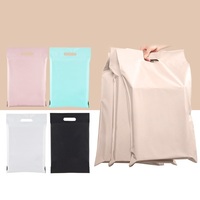 Sacs de courrier express imprimés avec logo personnalisé Sacs d'expédition de vêtements enveloppe poly sacs postaux adhésifs forts avec poignée