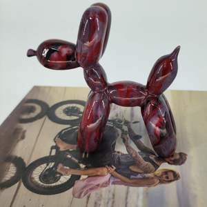 Venta al por mayor 9/10/24/30CM globo fluido perro blanco embrión marea jugar resina arte adornos DIY globo fluido perro - Product Image 4