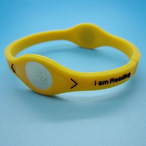 Braccialetto Antizanzare Funzionale dal Design Classico per la Stagione Estiva - Product Image 3