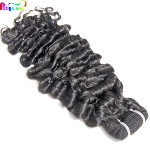 Fabricant de tissages capillaires naturels : Cheveux vierges malaisiens Remy bouclés non traités, style beauté bouclée, origine Birmanie - Product Image 1