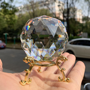 60mm K9 cristal <span class=keywords><strong>boule</strong></span> à facettes Suncatcher avec support artisanat de luxe poli sculpté pour la décoration intérieure cadeau Souvenir imprimé au <span class=keywords><strong>Laser</strong></span> - Product Image 4
