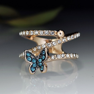 Anello a forma di farfalla blu per donna, anello creativo alla moda - Product Image 3