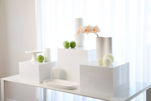 Boîte de présentation en acrylique blanche personnalisée pour les fêtes, la restauration, les desserts, les bijoux et les objets de collection, support de buffet en tube - Product Image 5