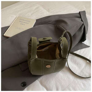 Bolso de mano para mujer de gran capacidad, estilo retro y alta calidad, bolso tipo cubo a la moda para mujer - Product Image 5