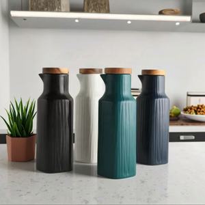 Vaisselle japonaise, cuisine moderne, distributeur de vinaigre et d'huile en céramique, couvercle en bois, contact alimentaire sûr, peut être chauffé à la vapeur - Product Image 5