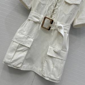 S-L थोक ग्रीष्मकालीन सरल रेट्रो बहुमुखी पोशाक के साथ एक कॉलर और क्रॉस ड्रॉस्ट्रिंग कार्गो शैली डबल पॉकेट डेनिम पोशाक - Product Image 2