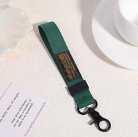 Universeller Klebestreifen zur Anbringung von Anhängern, Handy-Umhängeband, Handgelenkschlaufe, breites Band, kurzes Anhängerschnur, robust