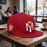 Nieuwe Aanwinst Rode Oxford 6 Panel Flat Bill Snapback Pet met 3D Borduurwerk Kroon Logo Hoge Kwaliteit Luxe Unisex Hip Hop Baseball Pet