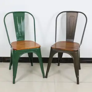 인도 수출업자에서 저렴한 가격에 판매를위한 아름다운 수제 장식 흰색 금속 잔디 의자