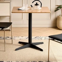 Table de café en bois massif de style nordique pour les salons de thé, les pâtisseries, les restaurants, personnalisable, installation simple, petite table carrée