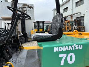 Chariot élévateur diesel japonais Komatsu <span class=keywords><strong>FD70</strong></span> de 7 tonnes avec moteur japonais d'occasion à vendre à bas prix - Product Image 5
