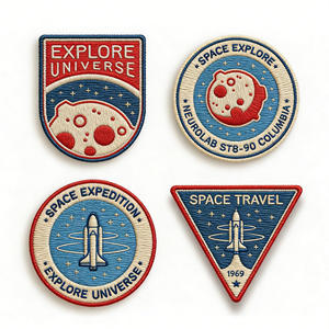 EYD 맞춤형 로고 디자이너 자수 패치 3D 로켓 우주 럭셔리 스몰 퍼니 자수 열접착 패치 의류용 - Product Image 1