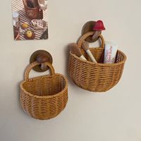 Wandgemonteerde vintage rotan-stijl opbergmand, draagbare kleine fruit- en groenteorganizer, geweven mand gemaakt in Yiwu