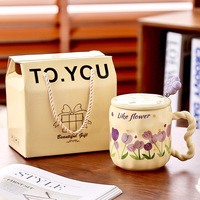 Gran oferta chica Taza de cerámica de tulipán de alto valor 401-500ml caja de regalo de diseño moderno embalaje para café té leche regalos de fiesta