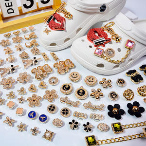 Breloques Bling or ruban Designer bijoux jolies chaînes mignonnes accessoires adultes boucle de chaussure en métal décorations de chaussures breloques de chaussures - Product Image 1