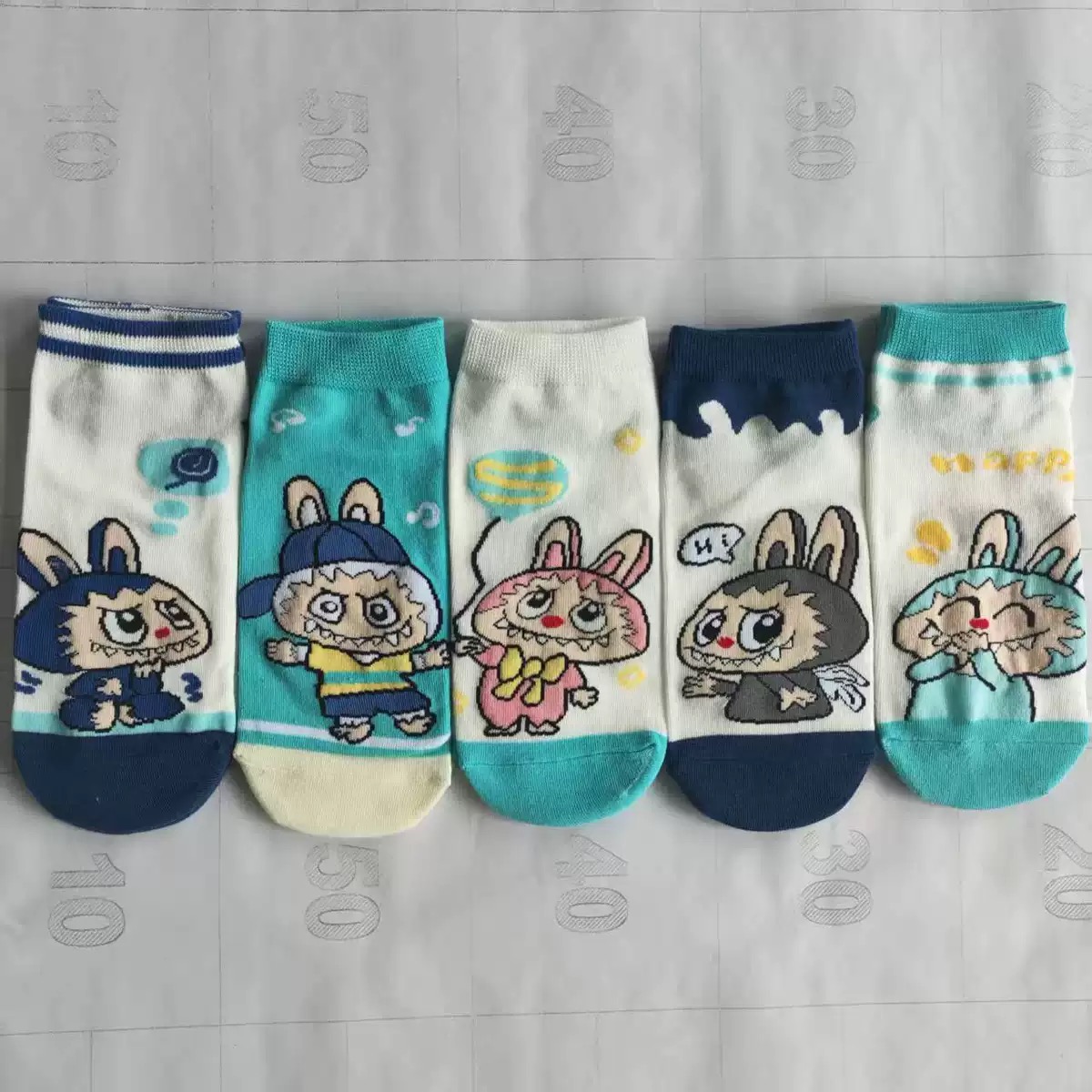 Новинка, женские короткие носки до щиколотки Labubu, дышащие хлопковые с мультяшным рисунком, вязаные носки для ежедневного использования, летнее тело с логотипом
