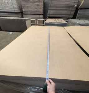 <span class=keywords><strong>Pannello</strong></span> <span class=keywords><strong>Mdf</strong></span> 18mm 15mm 10mm 3mm 4x8 foglio di legno <span class=keywords><strong>Mdf</strong></span> Board per mobili interni parete - Product Image 2