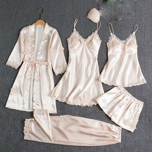 Ropa para el hogar con <span class=keywords><strong>Jama</strong></span> de cuero Pijamas de mujer con almohadillas para el pecho Conjunto de pijamas de encaje sexy de satén Pijamas de seda - Product Image 1