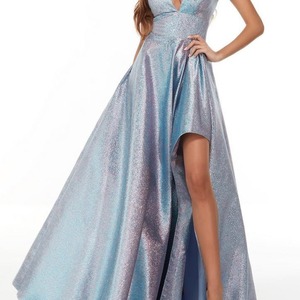V Neck Spaghetti Strap Long Evening Gown With Slit Elegant Formal Dress For Banquets And Events - Product Image 4