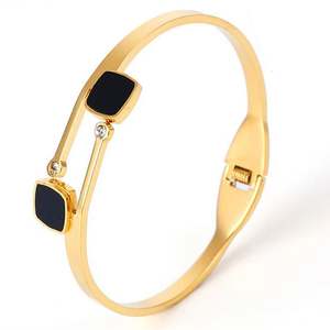 Pulsera de trébol de 4 hojas Gold Femme Acier Inoxydable En Gros Coffret Cadeau Homme Montre Et Heart Bridge Pareja con vibración - Product Image 6