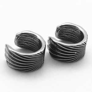Pendientes geométricos minimalistas con clip de acero de titanio, pendientes de puño unisex a la moda para hombres y mujeres, accesorios de joyería de moda - Product Image 5